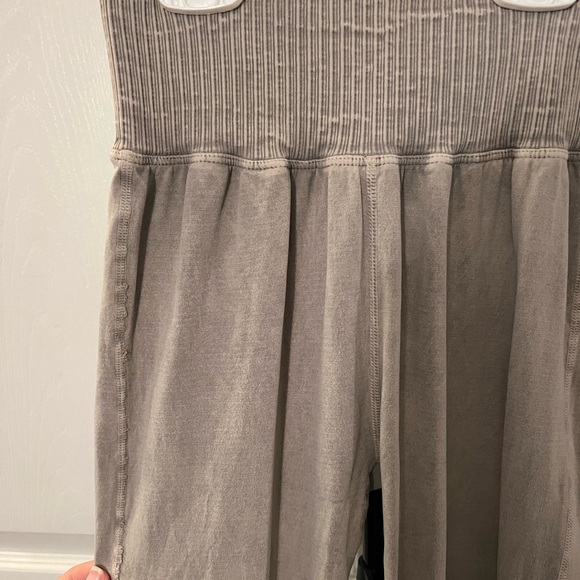 NWOT Free People Movement Good Karma Leggings - Picture 3 of 4